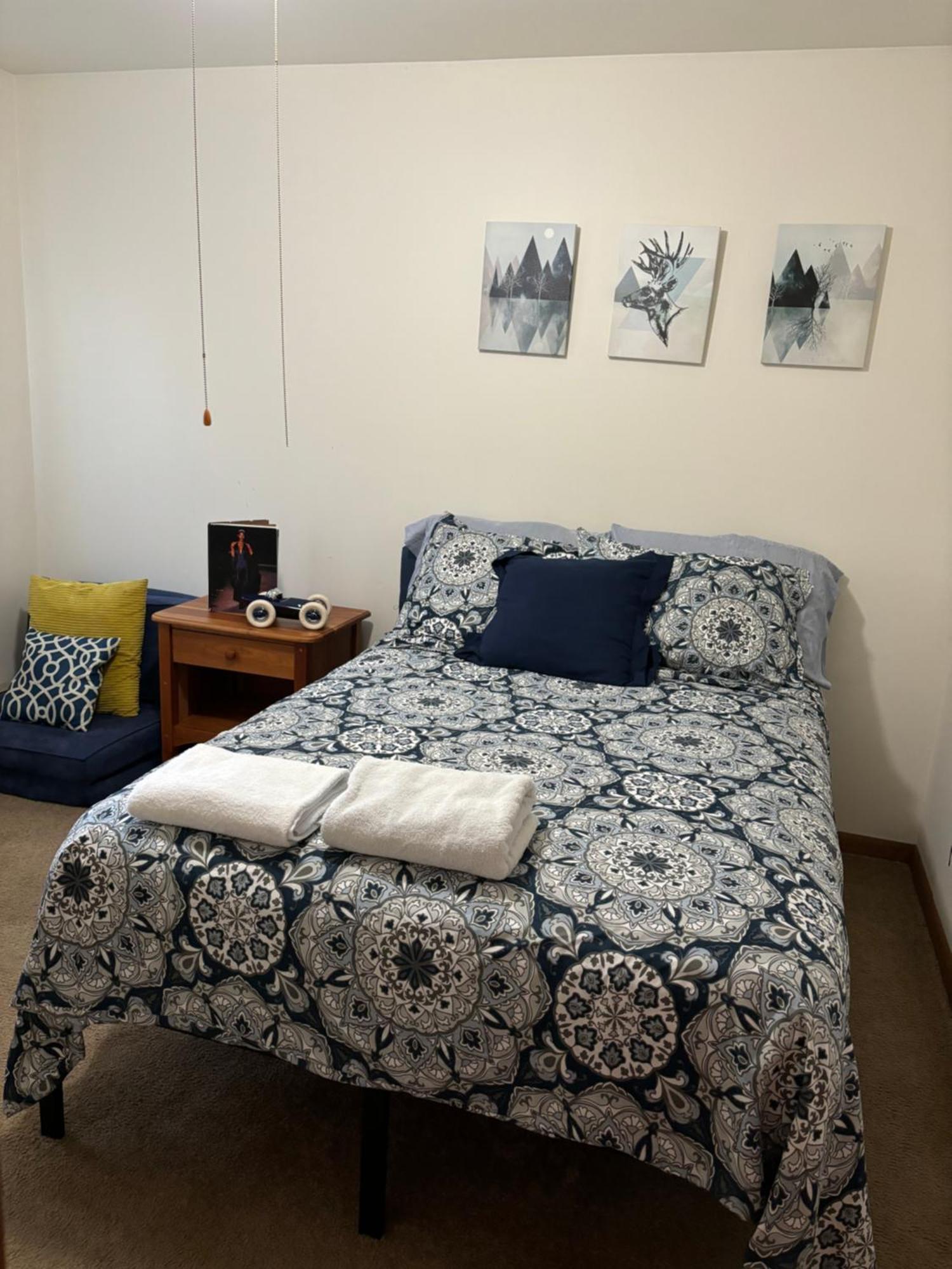 Ambiance - King Bed Cabin, Jetted-Tub & Fireplace Tobyhanna エクステリア 写真